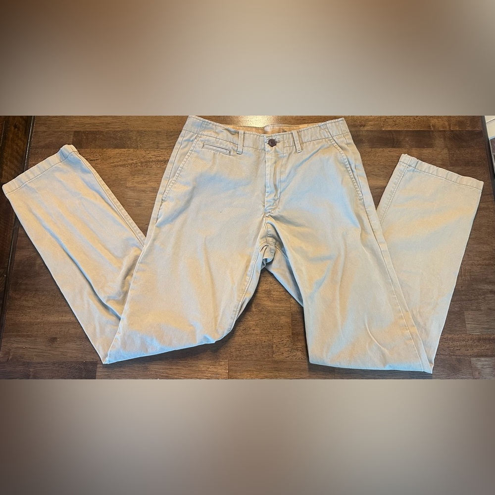 GAP Men's Light Tan Straight Leg Chinos